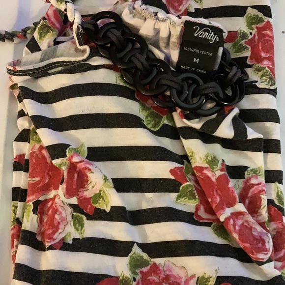 Shirt - Picture 2 of 2